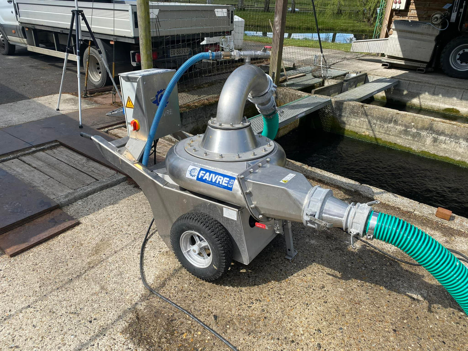 Fischpumpe Pescamotion für Forellen von 2 - 4.000 g